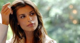 Elisabetta Canalis si lamenta del troppo lavoro