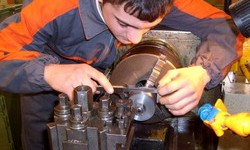 Offerte di lavoro Cremona manutentore e montatore meccanico novembre 2012