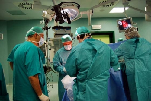 Concorso pubblico per dirigenti di Neurochirurgia a Benevento