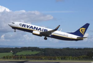 Ryanair assume, i Cabin Crew Day di luglio e agosto